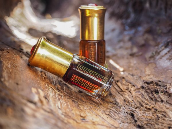 Lifa Fragrance Agarwood Oil Attar Lifa Fragrance Agarwood Oil Attar